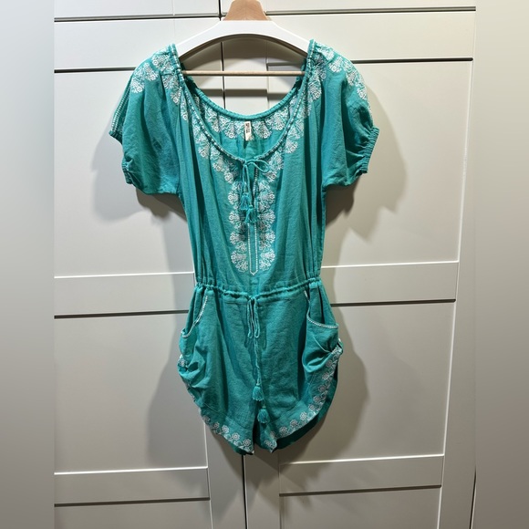Spell & The Gypsy Santorini Embroidered Romper S - Picture 9 of 16
